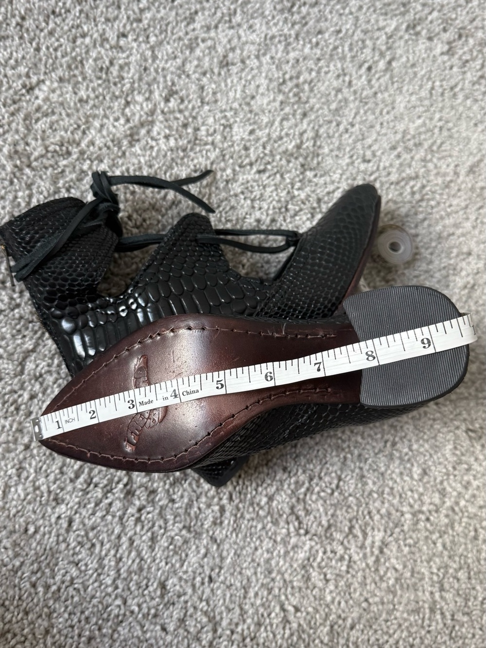 Freebird Joyce Black Lace-Up Shoes - Picture 11 of 14